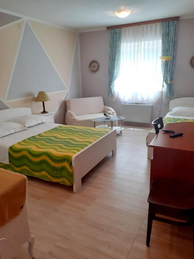 Bed And Breakfast Julia Seget  외부 사진